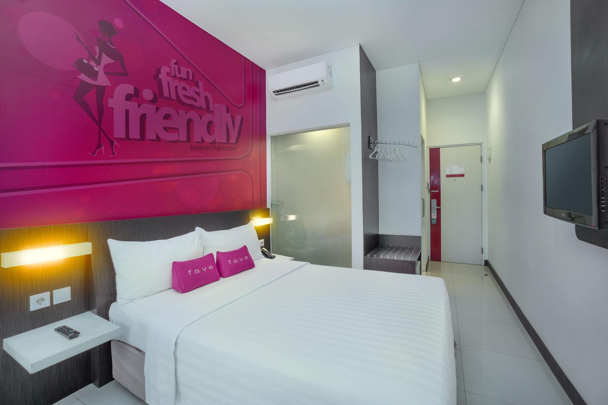 Favehotel Pluit Junction Jakarta Exteriör bild