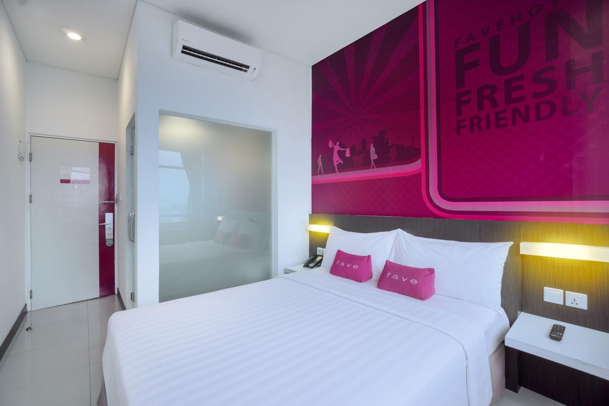 Favehotel Pluit Junction Jakarta Exteriör bild