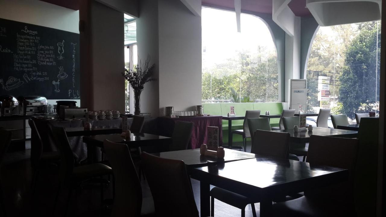 Favehotel Pluit Junction Jakarta Exteriör bild