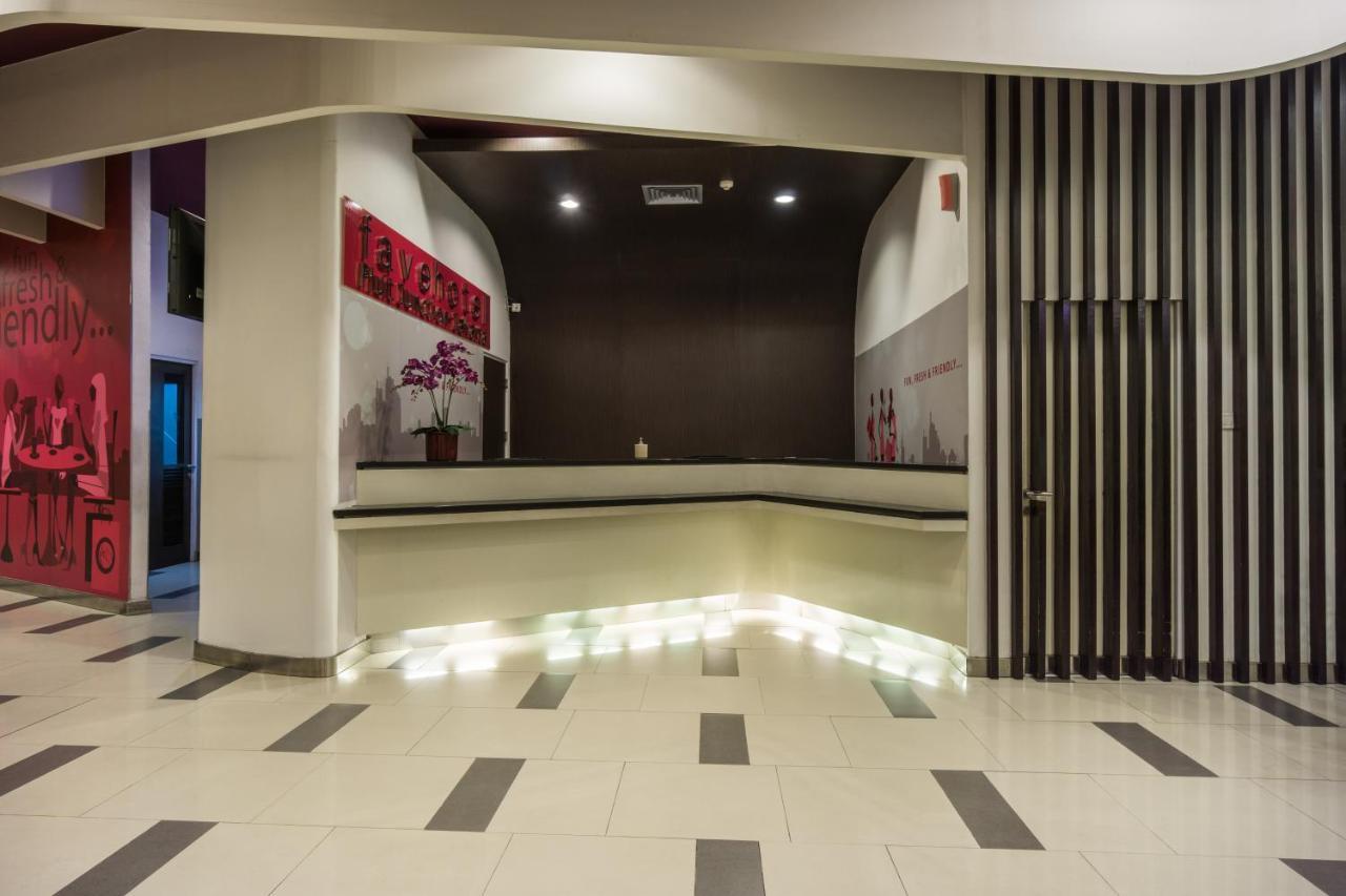Favehotel Pluit Junction Jakarta Exteriör bild