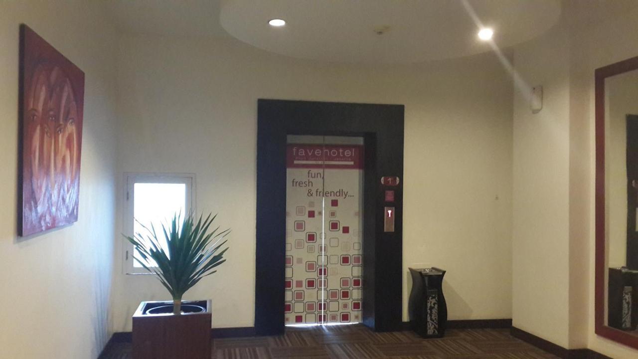Favehotel Pluit Junction Jakarta Exteriör bild