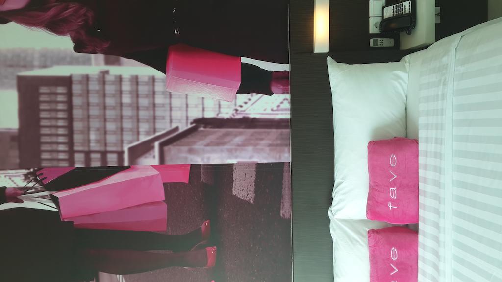 Favehotel Pluit Junction Jakarta Exteriör bild