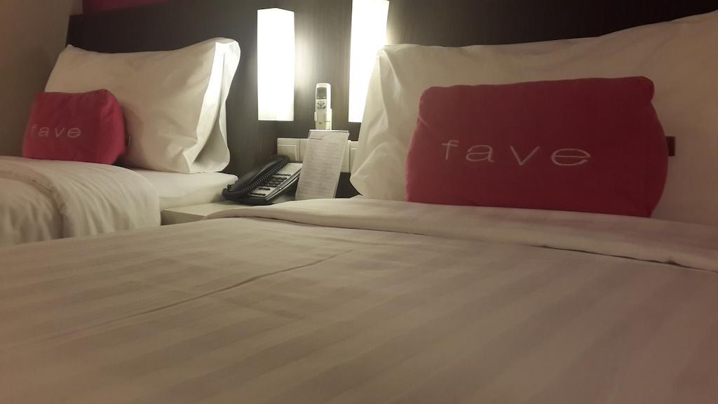 Favehotel Pluit Junction Jakarta Exteriör bild