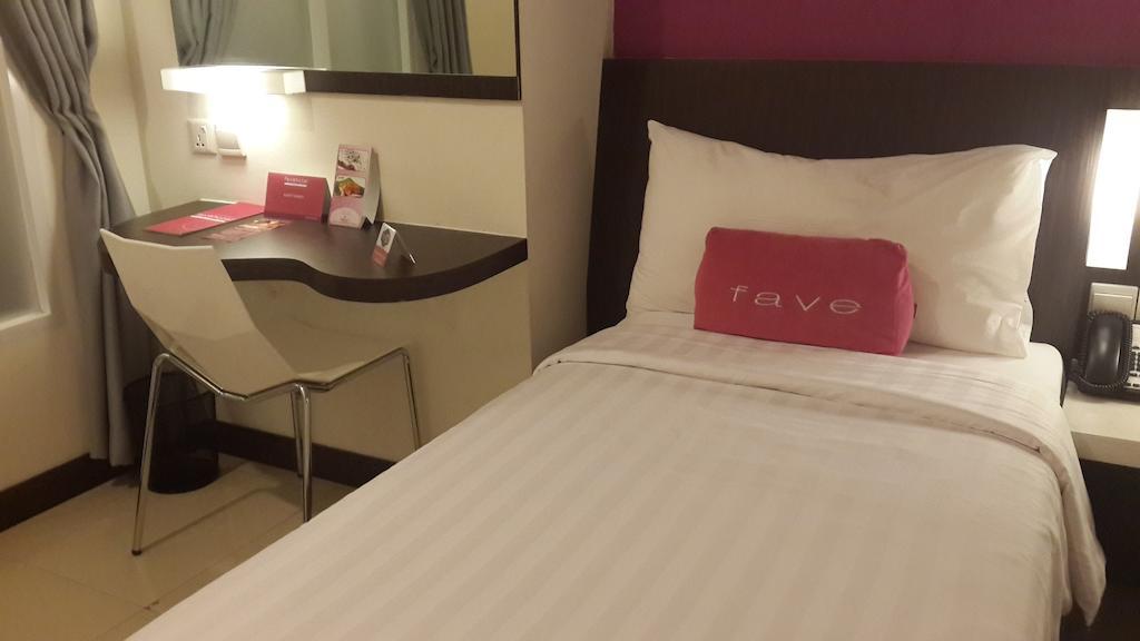 Favehotel Pluit Junction Jakarta Exteriör bild